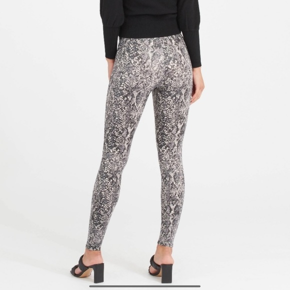 Spanx Faux Leather Snake Shine Leggings - Picture 6 of 6